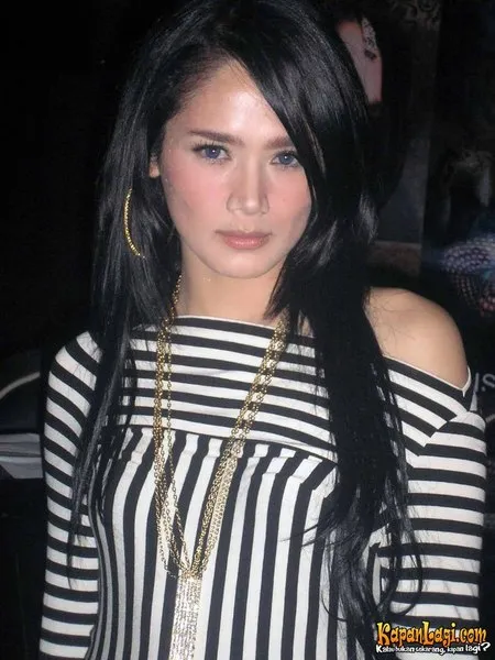 Foto Mulan Jameela