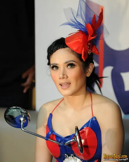 Foto Mulan Jameela