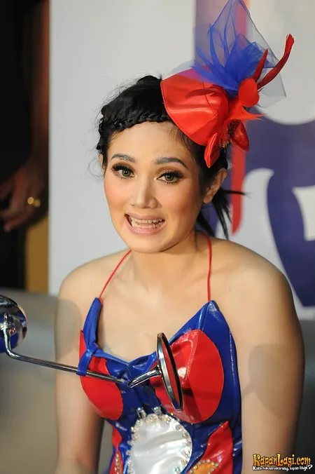 Foto Mulan Jameela