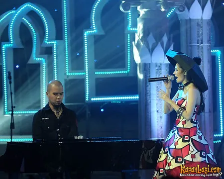 Foto Mulan Jameela