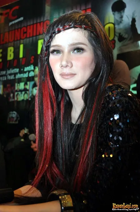 Foto Mulan Jameela