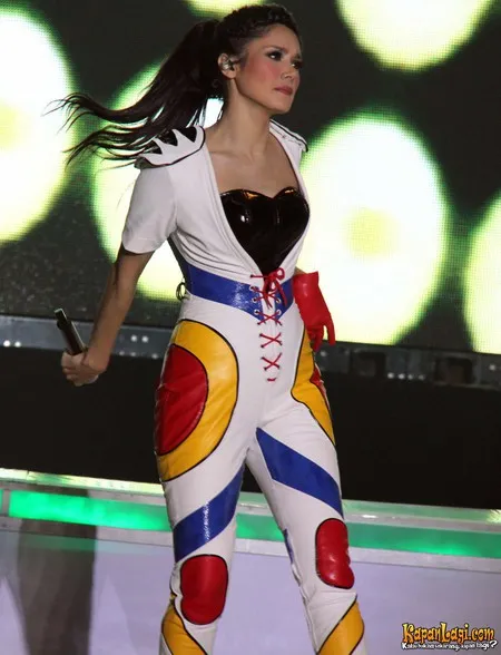 Foto Mulan Jameela