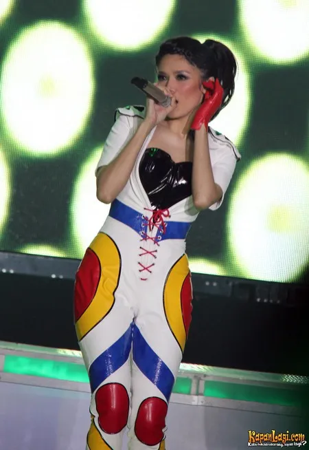 Foto Mulan Jameela