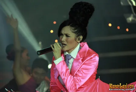 Foto Mulan Jameela