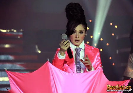 Foto Mulan Jameela