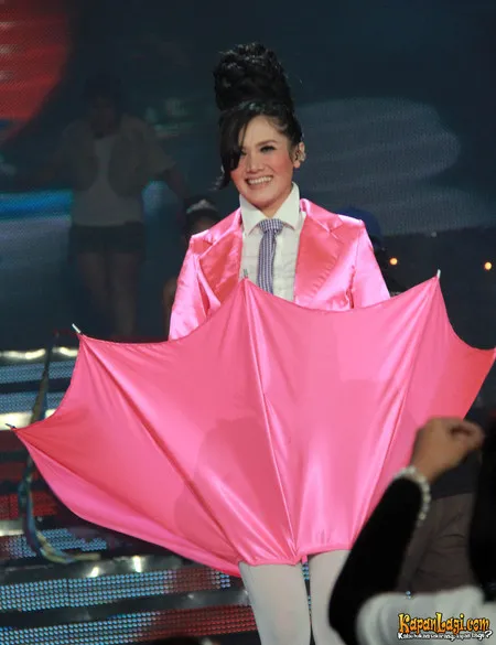 Foto Mulan Jameela
