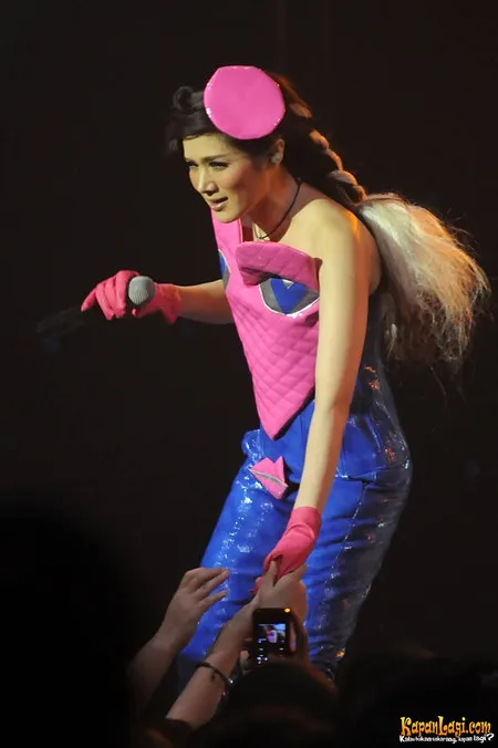 Foto Mulan Jameela