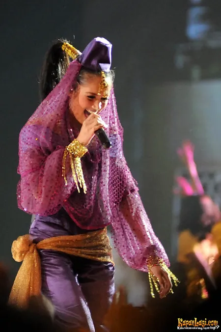 Foto Mulan Jameela