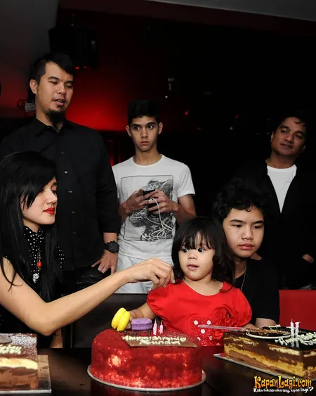Foto Mulan Jameela