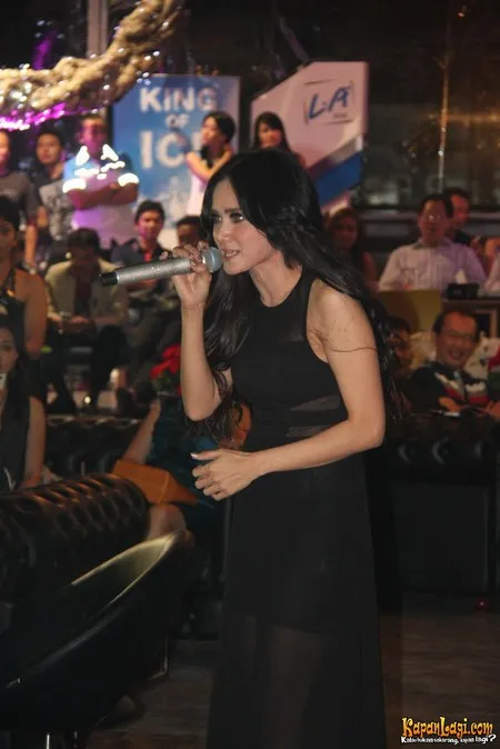 Foto Mulan Jameela