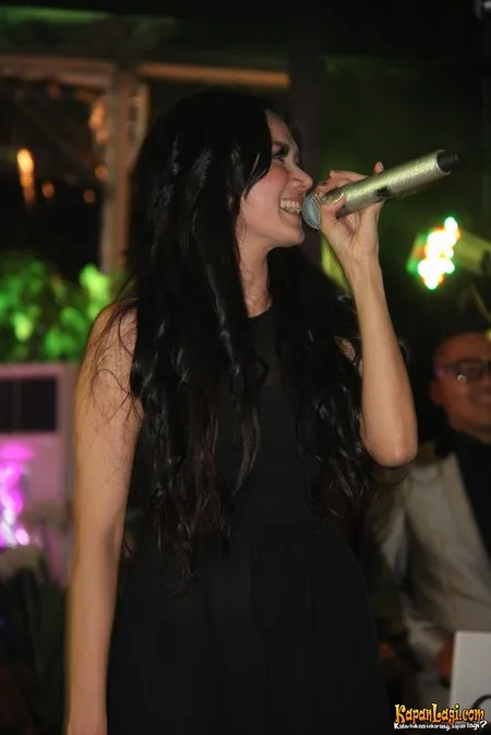 Foto Mulan Jameela