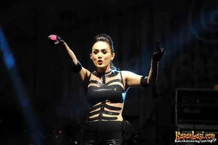 Foto Mulan Jameela