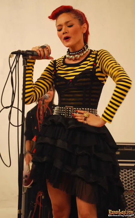 Foto Mulan Jameela