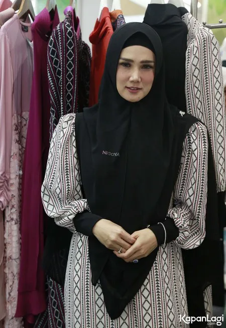 Foto Mulan Jameela