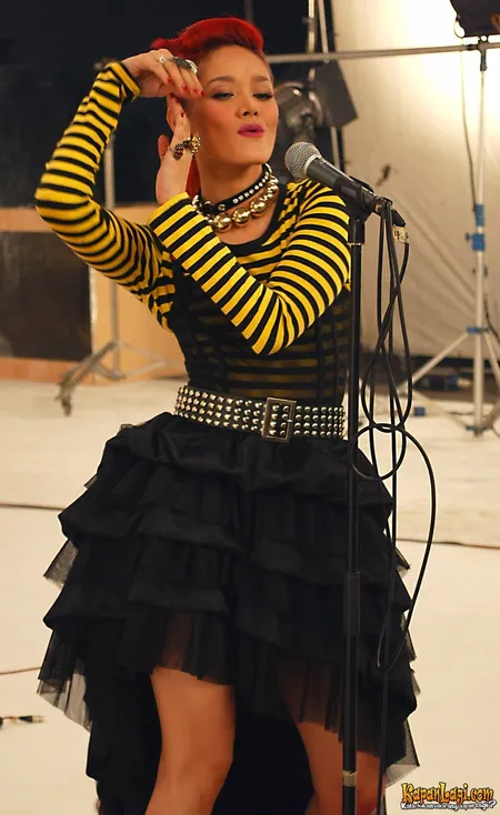 Foto Mulan Jameela