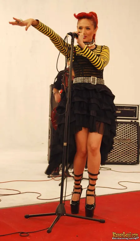 Foto Mulan Jameela