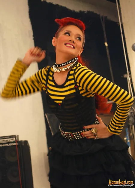 Foto Mulan Jameela