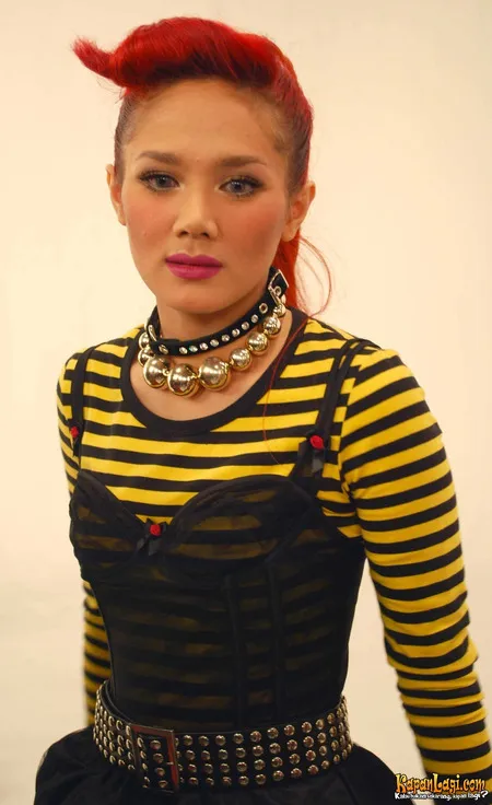 Foto Mulan Jameela