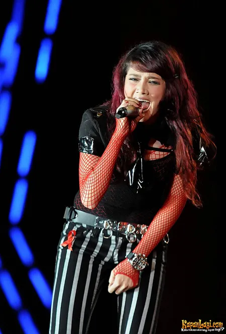 Foto Mulan Jameela
