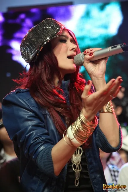 Foto Mulan Jameela