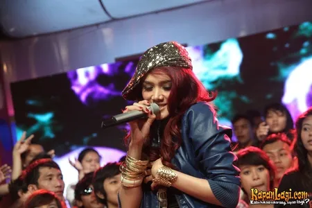 Foto Mulan Jameela