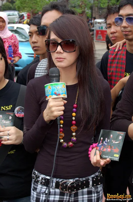 Foto Mulan Jameela