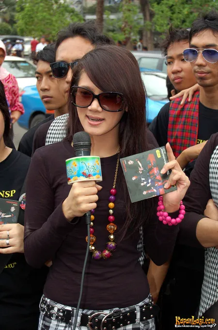 Foto Mulan Jameela