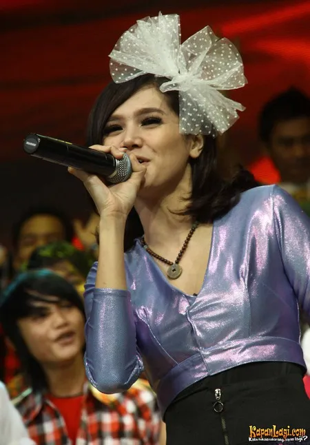 Foto Mulan Jameela