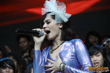 Foto Mulan Jameela