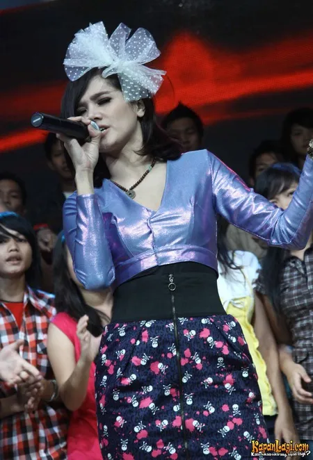 Foto Mulan Jameela