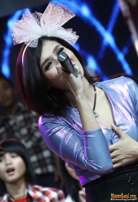 Foto Mulan Jameela