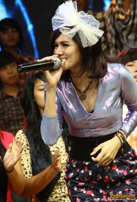 Foto Mulan Jameela