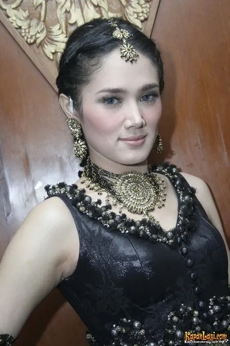 Foto Mulan Jameela