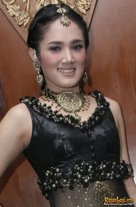 Foto Mulan Jameela