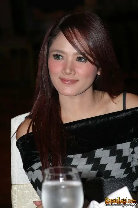 Foto Mulan Jameela