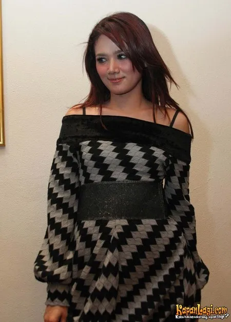 Foto Mulan Jameela