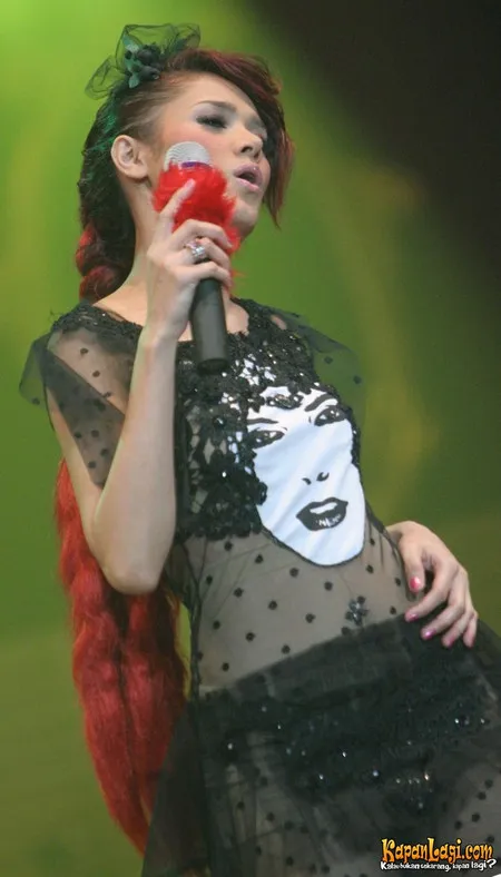 Foto Mulan Jameela