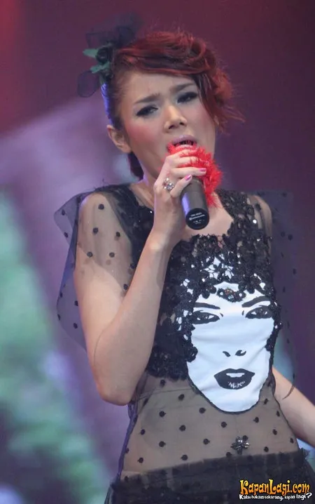 Foto Mulan Jameela