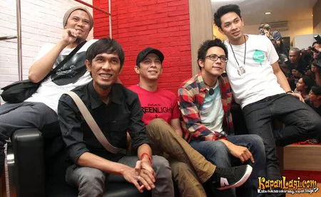 Foto NOAH