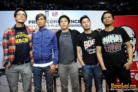 Foto NOAH