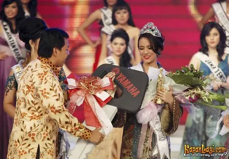 Foto Nadine Alexandra Dewi Ames