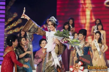 Foto Nadine Alexandra Dewi Ames