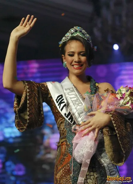 Foto Nadine Alexandra Dewi Ames