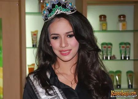 Foto Nadine Alexandra Dewi Ames