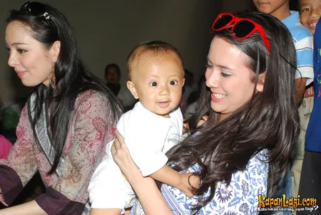Foto Nadine Alexandra Dewi Ames