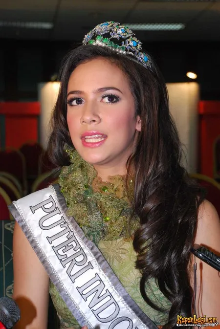 Foto Nadine Alexandra Dewi Ames