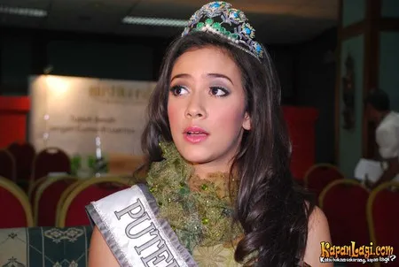Foto Nadine Alexandra Dewi Ames