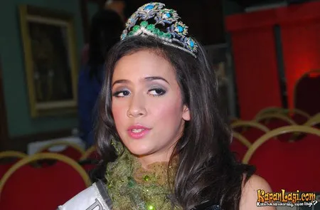 Foto Nadine Alexandra Dewi Ames