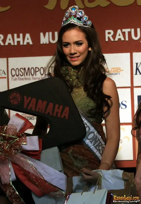 Foto Nadine Alexandra Dewi Ames