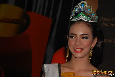 Foto Nadine Alexandra Dewi Ames